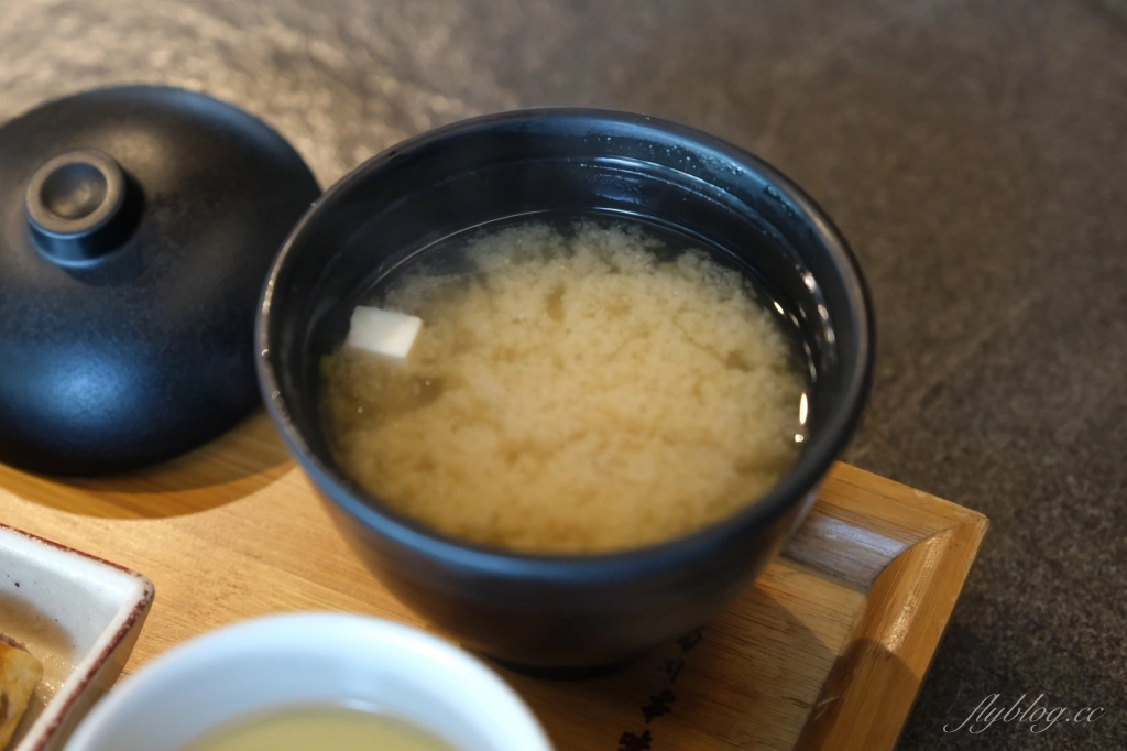 台中西屯｜貓吃魚日式料理食堂．隱密又低調的日本料理店，網路評價高餐點也不錯 @飛天璇的口袋