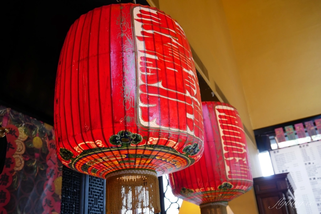 台中西屯｜日出土鳳梨酥．台中超人氣伴手禮店，唯一得來速服務，免下車服務 @飛天璇的口袋