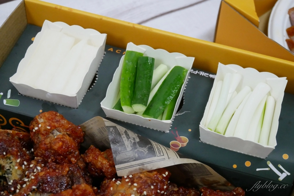 台中南區｜阿秋小肥鴨，阿秋大肥鵝外帶烤鴨新品牌，包裝有質感烤鴨也好吃 @飛天璇的口袋