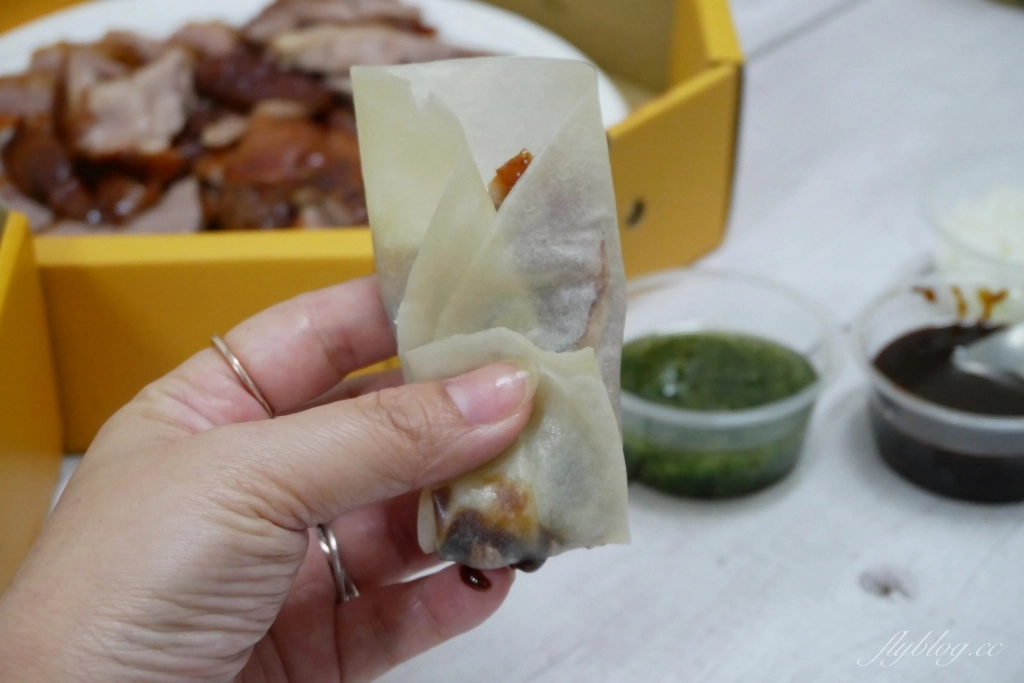 台中南區｜阿秋小肥鴨，阿秋大肥鵝外帶烤鴨新品牌，包裝有質感烤鴨也好吃 @飛天璇的口袋