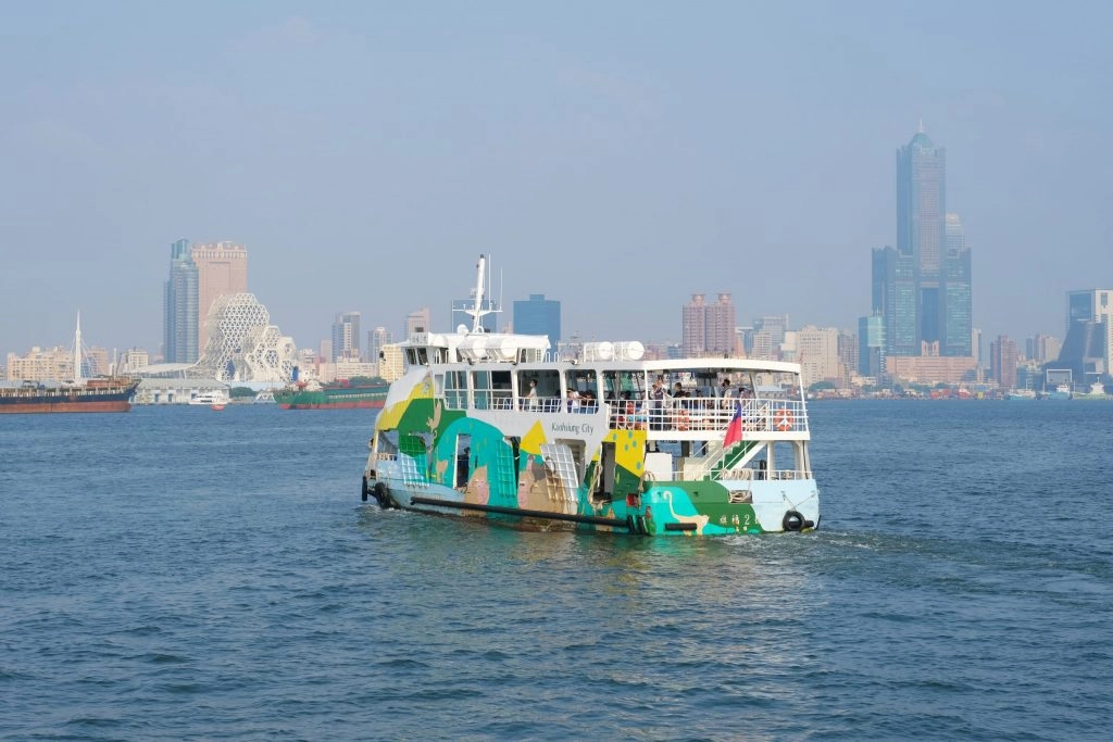 高雄旗津｜旗津一日遊．搭渡輪5分鐘抵達，旗津必玩景點、旗津必吃美食，搭捷運到旗津交通方式 @飛天璇的口袋