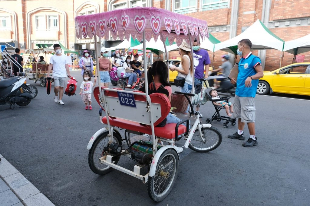 高雄旗津｜旗津一日遊．搭渡輪5分鐘抵達，旗津必玩景點、旗津必吃美食，搭捷運到旗津交通方式 @飛天璇的口袋