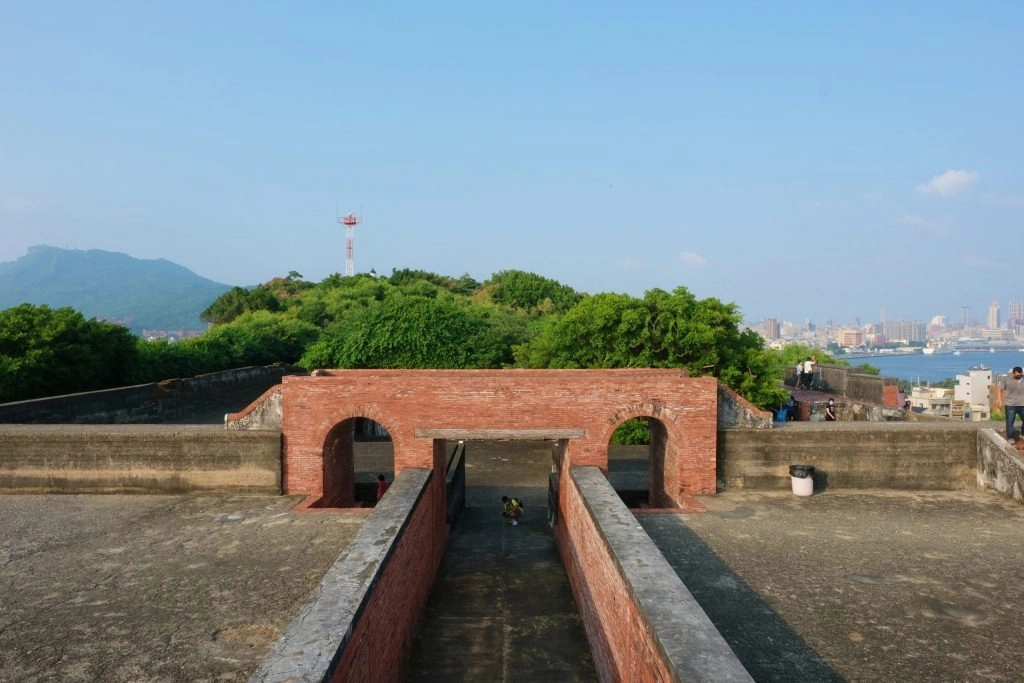 高雄旗津｜旗津一日遊．搭渡輪5分鐘抵達，旗津必玩景點、旗津必吃美食，搭捷運到旗津交通方式 @飛天璇的口袋