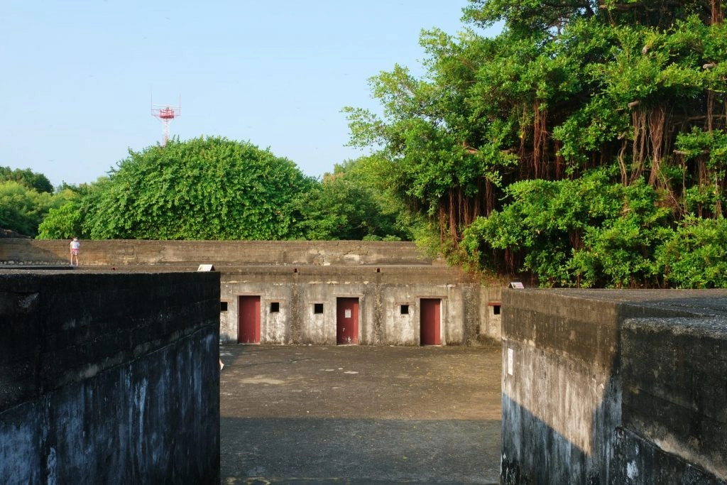 高雄旗津｜旗津一日遊．搭渡輪5分鐘抵達，旗津必玩景點、旗津必吃美食，搭捷運到旗津交通方式 @飛天璇的口袋