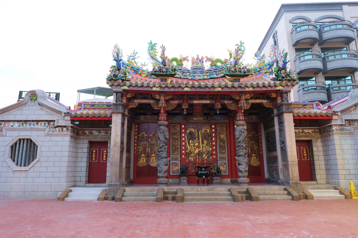 高雄旗津｜旗津一日遊．搭渡輪5分鐘抵達，旗津必玩景點、旗津必吃美食，搭捷運到旗津交通方式 @飛天璇的口袋