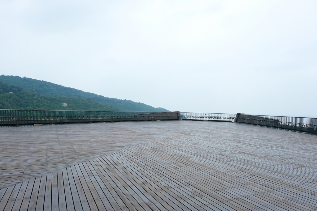 【馬祖南竿】媽祖巨神像，全世界最高的媽祖神像，鑽轎底走坑道祈求平安好運 @飛天璇的口袋