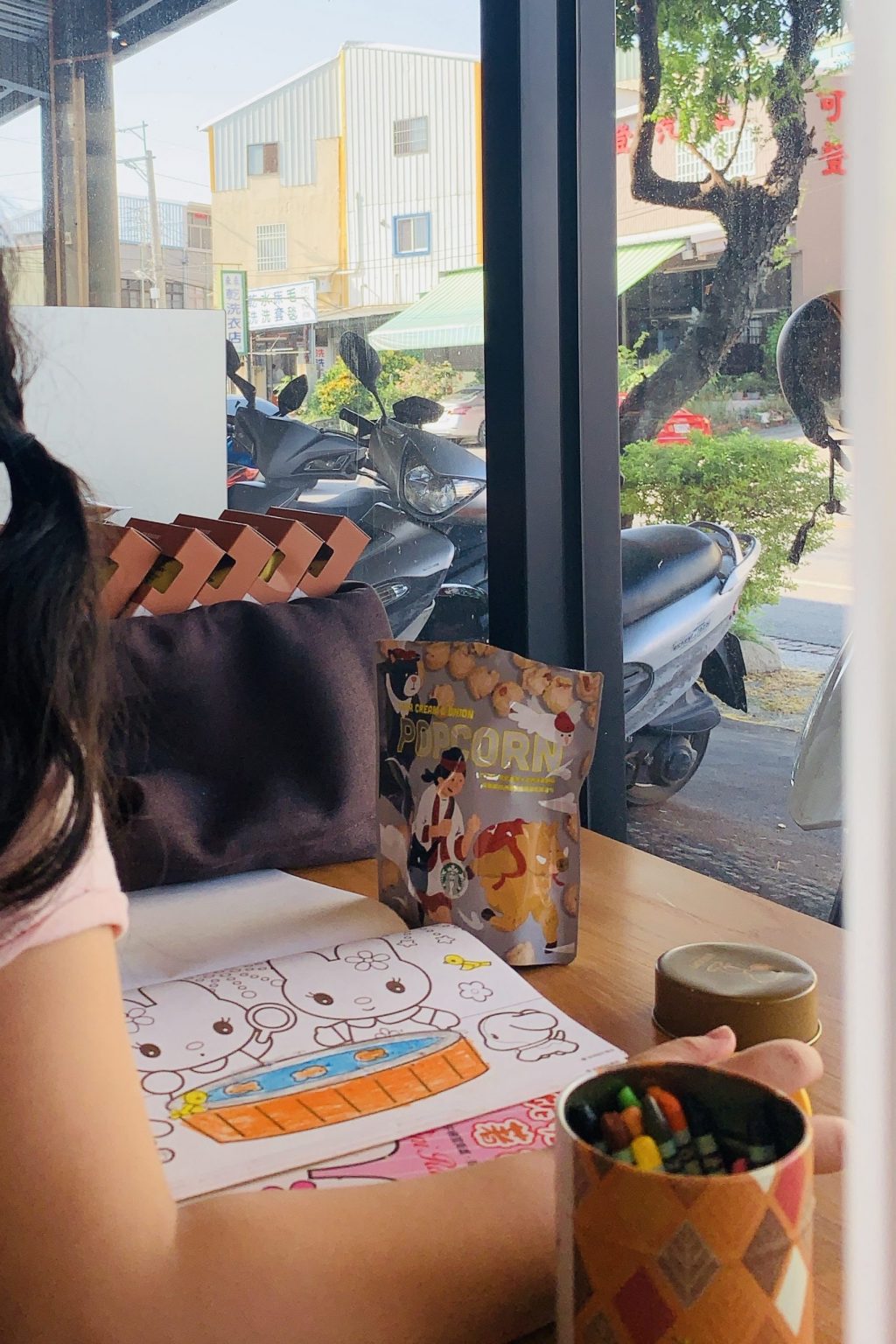 清水星巴克門市|清水第一間星巴克,天花板融入浪漫高美溼地夕陽風情特色 @飛天璇的口袋 清水星巴克門市|清水第一間星巴克,天花板融入浪漫高美溼地夕陽風情特色 @飛天璇的口袋