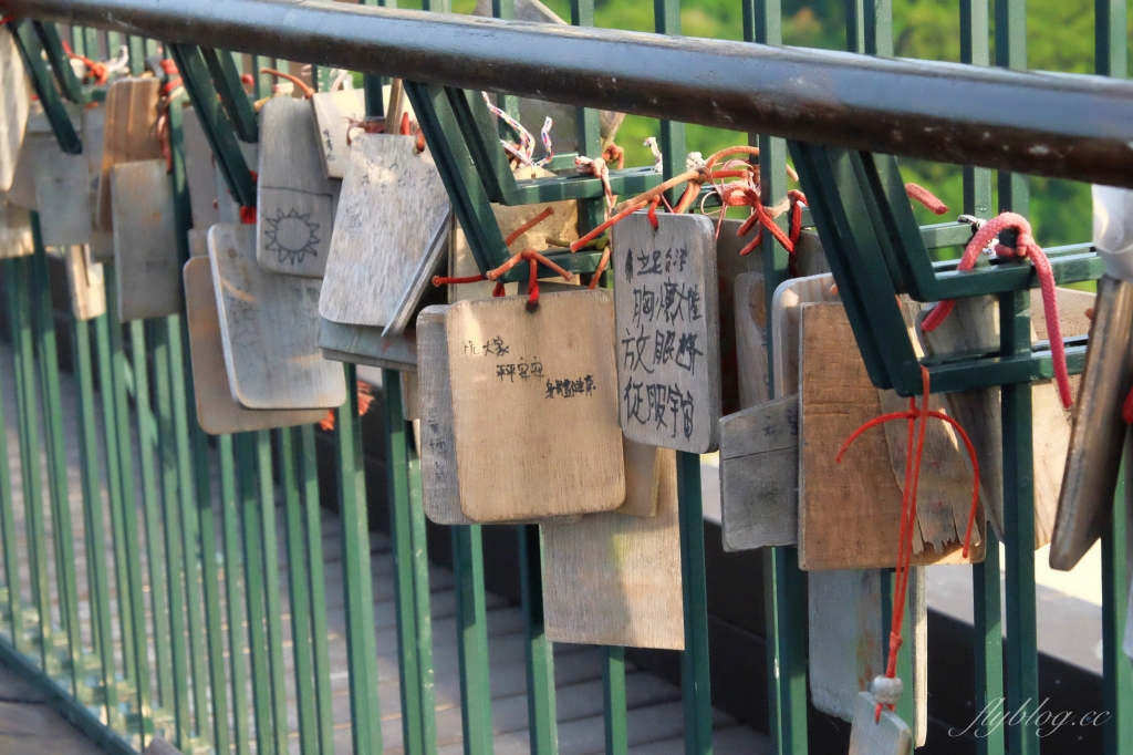 【馬祖南竿】媽祖巨神像，全世界最高的媽祖神像，鑽轎底走坑道祈求平安好運 @飛天璇的口袋