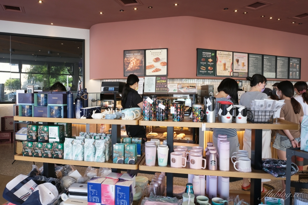 清水星巴克門市|清水第一間星巴克,天花板融入浪漫高美溼地夕陽風情特色 @飛天璇的口袋 清水星巴克門市|清水第一間星巴克,天花板融入浪漫高美溼地夕陽風情特色 @飛天璇的口袋