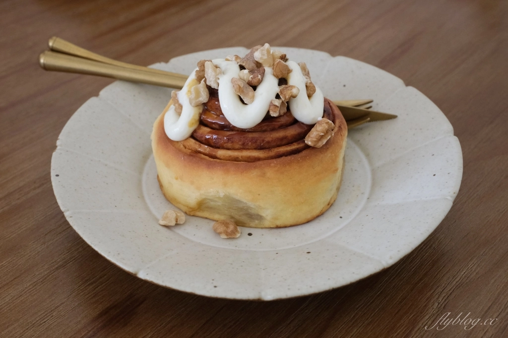 台中北屯｜11樓之3甜點．老宅改建文青風甜點，生日蛋糕需要事先預約 @飛天璇的口袋