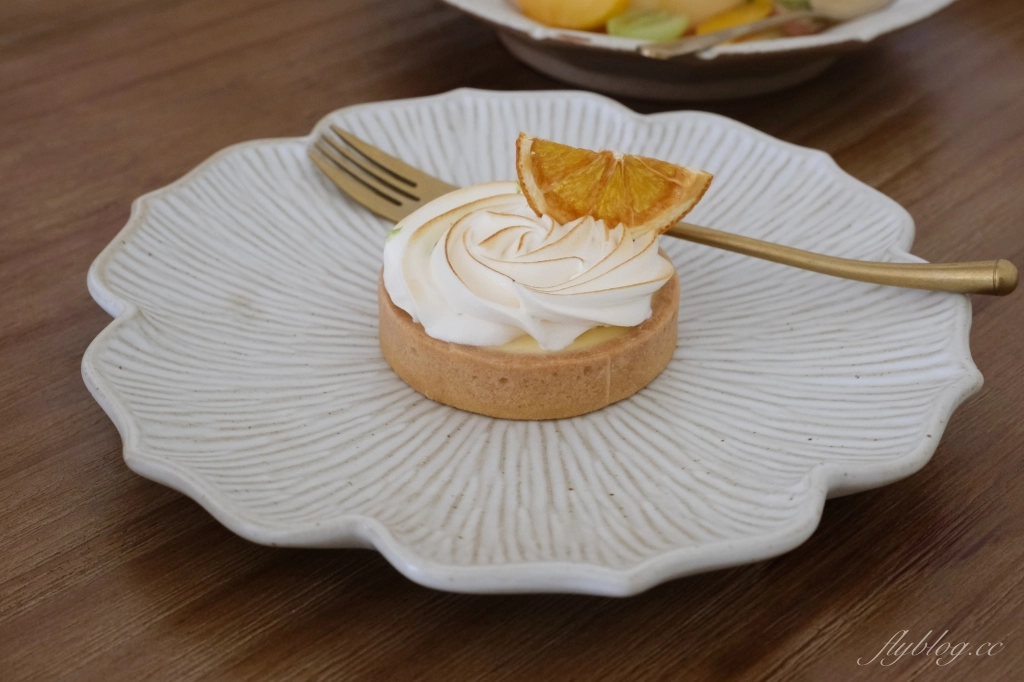 台中北屯｜11樓之3甜點．老宅改建文青風甜點，生日蛋糕需要事先預約 @飛天璇的口袋