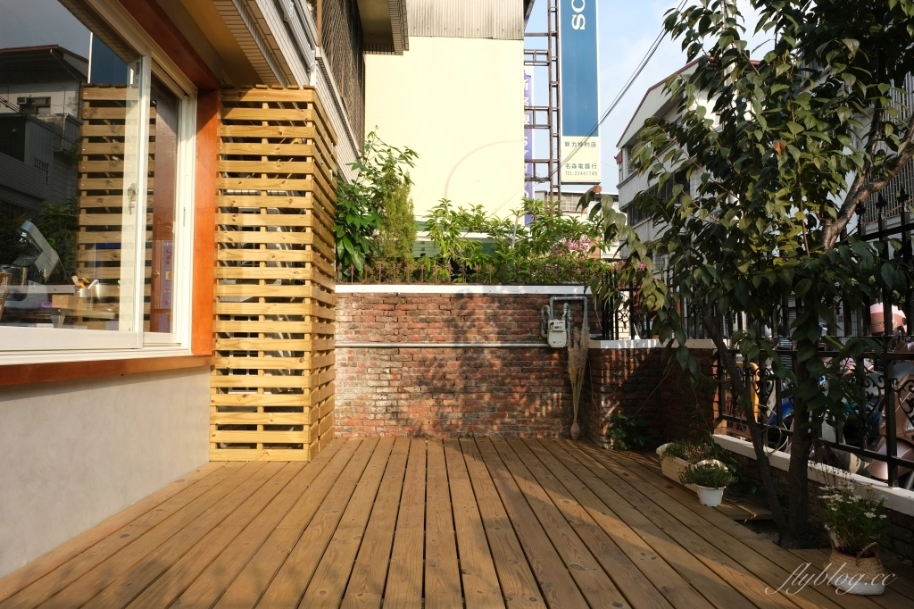 台中北屯｜11樓之3甜點．老宅改建文青風甜點，生日蛋糕需要事先預約 @飛天璇的口袋