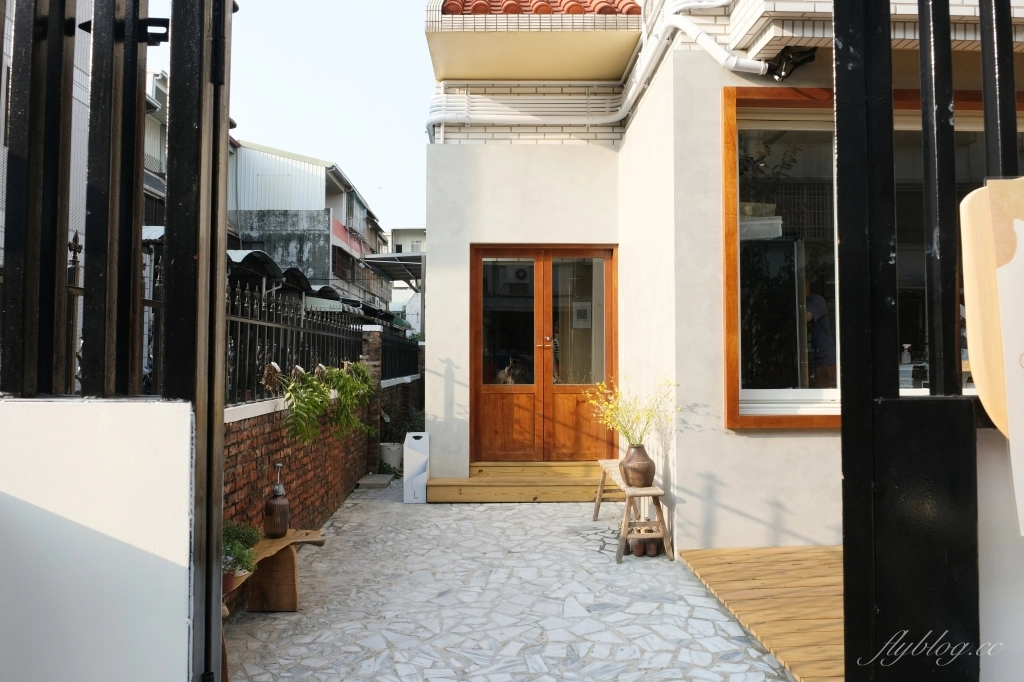 台中北屯｜11樓之3甜點．老宅改建文青風甜點，生日蛋糕需要事先預約 @飛天璇的口袋