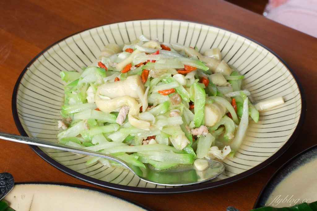 游芭絲鄒宴餐廳|阿里山下的景觀餐廳,品嚐風味鄒族原住民料理 @飛天璇的口袋 游芭絲鄒宴餐廳|阿里山下的景觀餐廳,品嚐風味鄒族原住民料理 @飛天璇的口袋