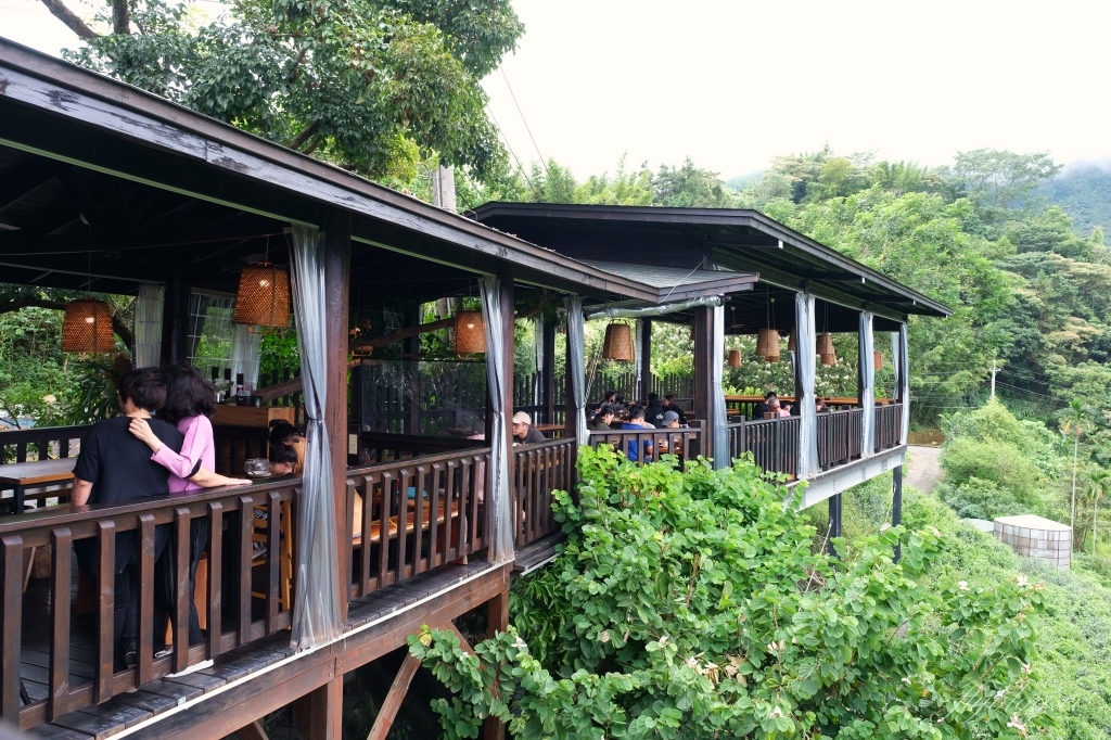 游芭絲鄒宴餐廳｜阿里山下的景觀餐廳，品嚐風味鄒族原住民料理 @飛天璇的口袋