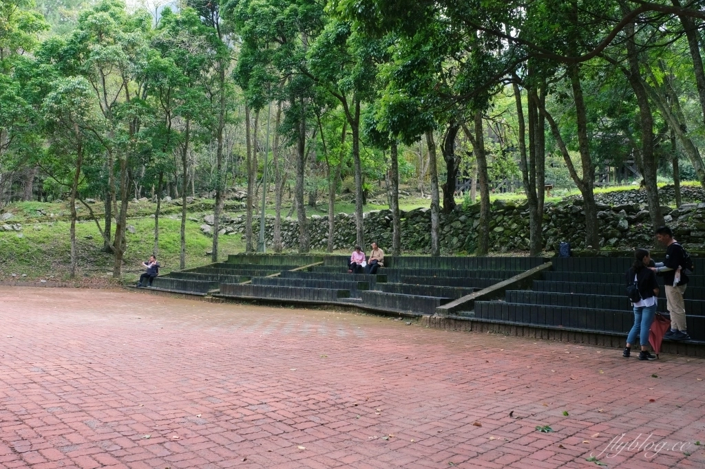 台中和平｜八仙山國家森林遊樂區．山林裡的兒童戲水池，群山環繞優美森林步道 @飛天璇的口袋