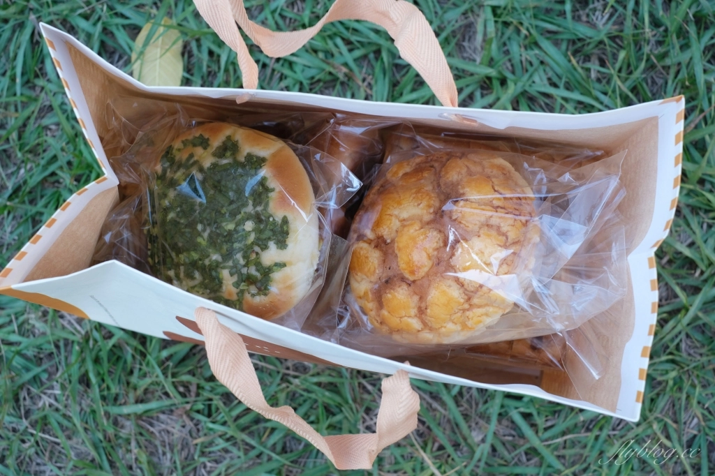 台中西區|食月半麵包.隱身勤美商圈巷弄裡,網友推薦可頌和吐司很好吃 @飛天璇的口袋 台中西區|食月半麵包.隱身勤美商圈巷弄裡,網友推薦可頌和吐司很好吃 @飛天璇的口袋