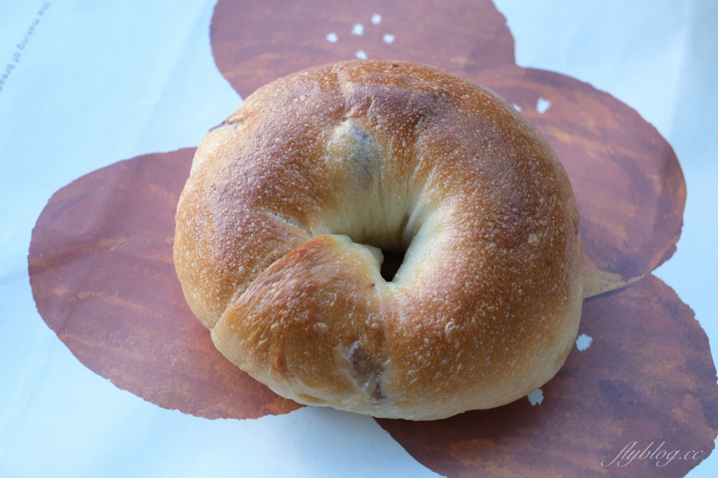 台中西區|食月半麵包.隱身勤美商圈巷弄裡,網友推薦可頌和吐司很好吃 @飛天璇的口袋 台中西區|食月半麵包.隱身勤美商圈巷弄裡,網友推薦可頌和吐司很好吃 @飛天璇的口袋