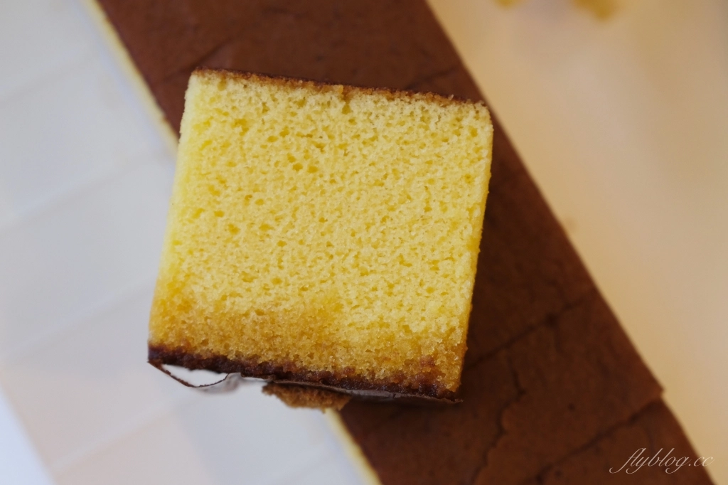 日本福岡｜福砂屋．日本九州人氣伴手禮，博多車站一樓店面買得到 @飛天璇的口袋