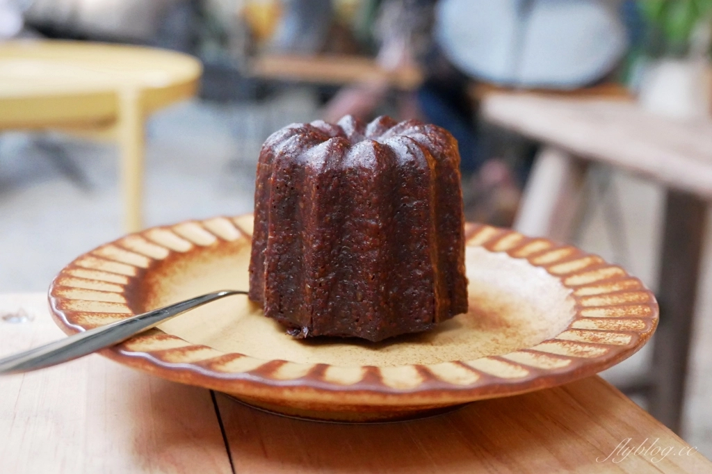 台中中區｜淺川咖啡館，隱身小小舊城區巷弄裡，老宅改建文青風咖啡館 @飛天璇的口袋