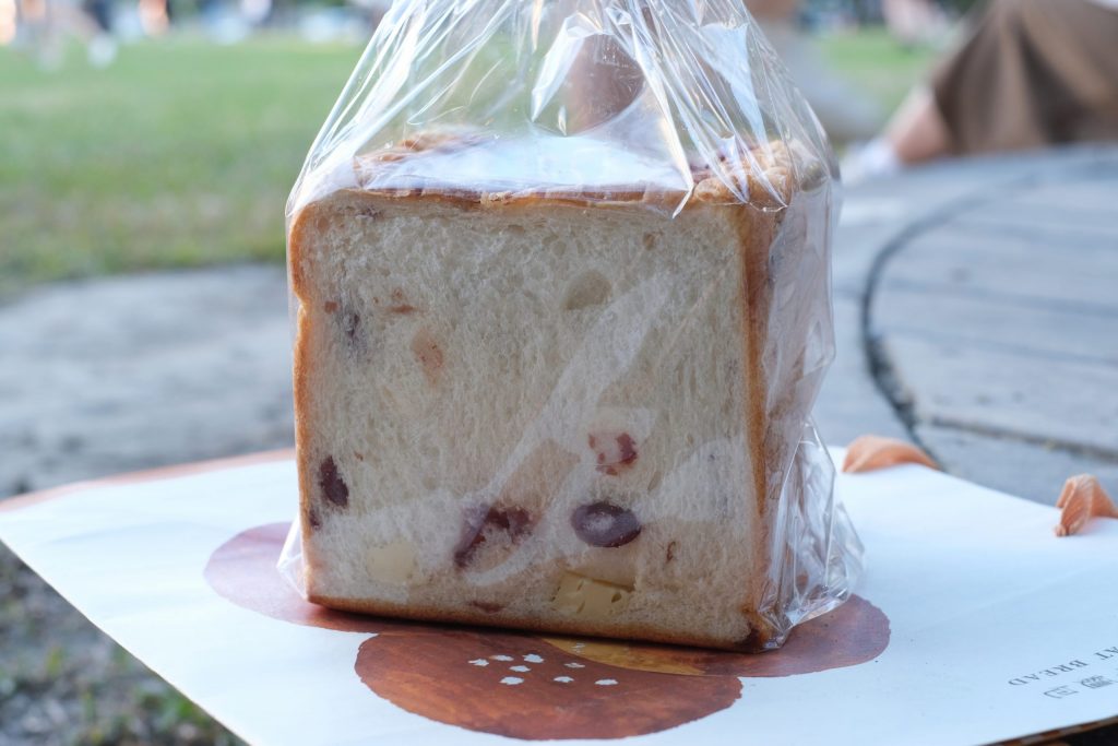 台中西區|食月半麵包.隱身勤美商圈巷弄裡,網友推薦可頌和吐司很好吃 @飛天璇的口袋 台中西區|食月半麵包.隱身勤美商圈巷弄裡,網友推薦可頌和吐司很好吃 @飛天璇的口袋