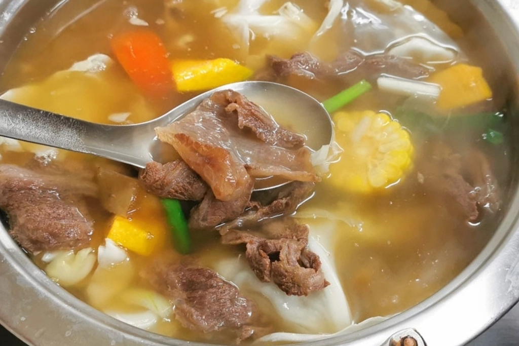 台南仁德｜輝哥牛肉爐．台南超人氣溫體牛肉鍋，食材新鮮價格實在 @飛天璇的口袋
