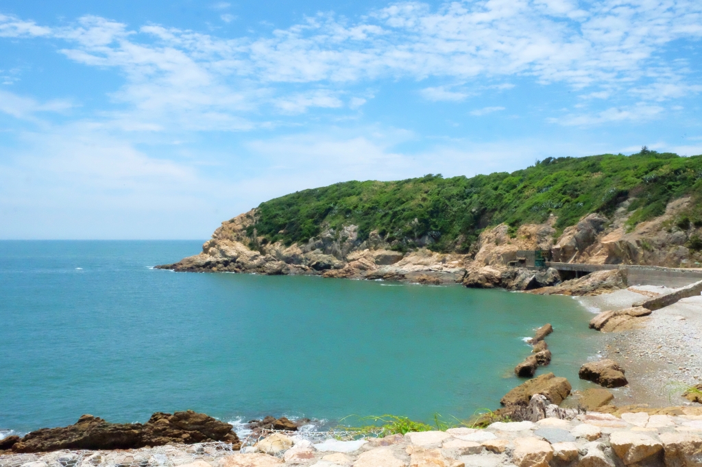 【馬祖南竿】北海坑道，700公尺長地底隧道，搖櫓船賞夢幻景點，還有季節限定藍眼淚 @飛天璇的口袋