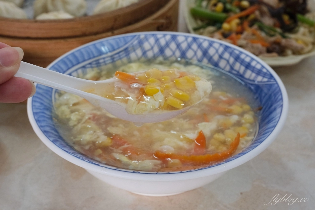 台中清水｜清水小籠包．清水人都知道的小籠包，餐點都是現點現做 @飛天璇的口袋