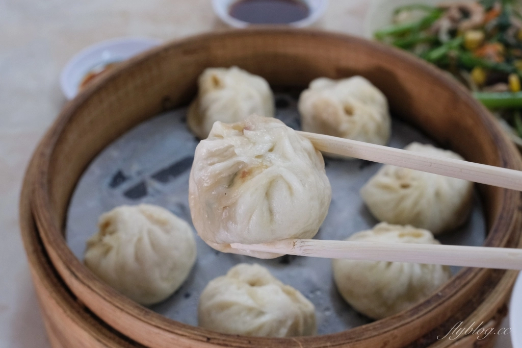 台中清水｜清水小籠包．清水人都知道的小籠包，餐點都是現點現做 @飛天璇的口袋