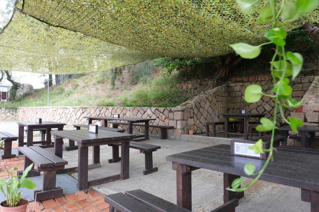 【馬祖南竿】北海坑道，700公尺長地底隧道，搖櫓船賞夢幻景點，還有季節限定藍眼淚 @飛天璇的口袋