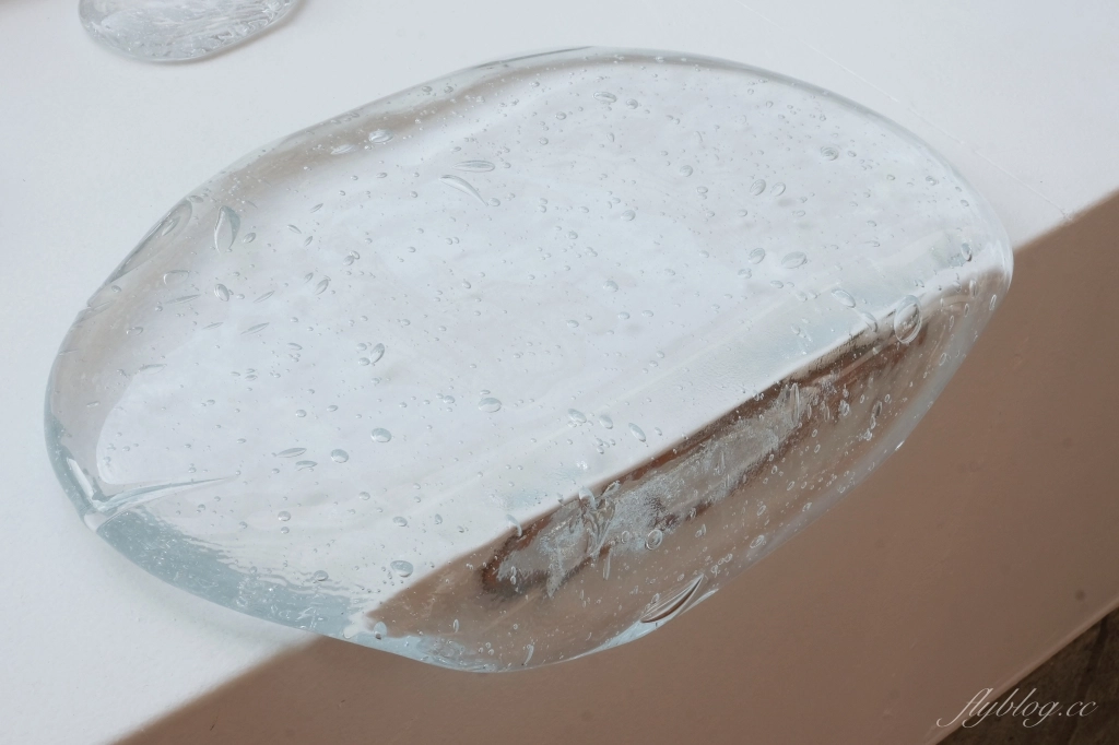 新竹東區｜春室 The POOL｜新竹公園裡的玻璃屋咖啡館，與蜷尾家、木更咖啡、興波咖啡等人氣美食跨界合作 @飛天璇的口袋