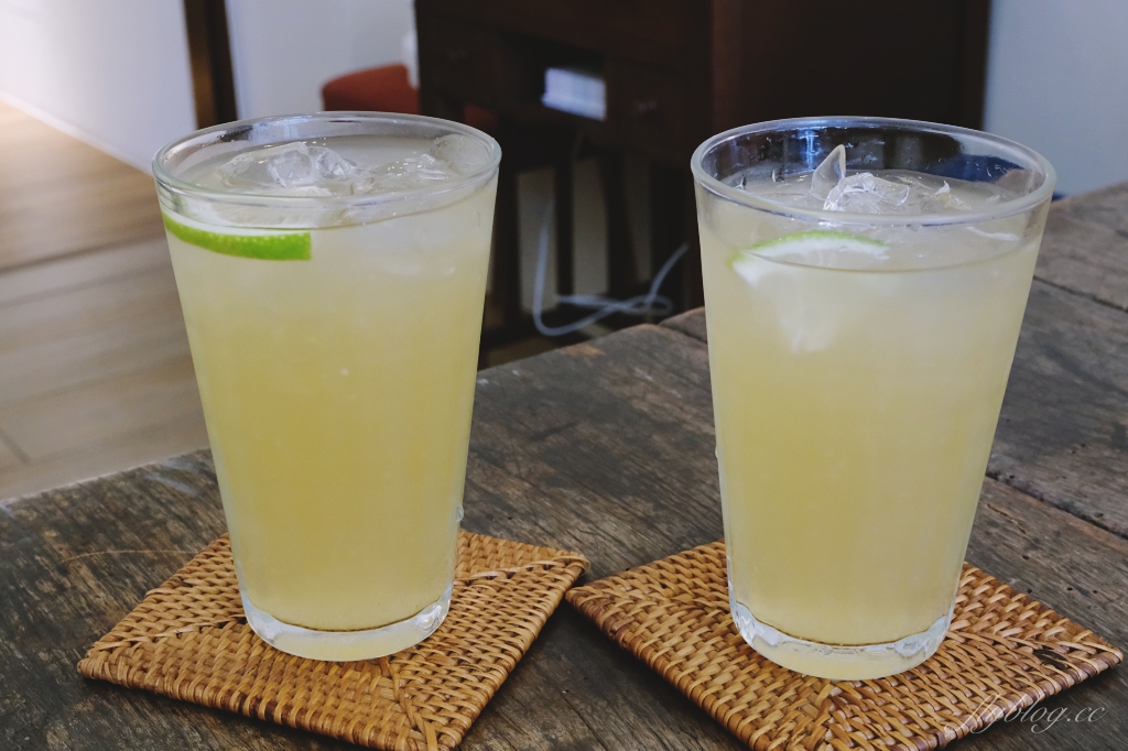 新竹北區｜無恙｜充滿美術館氛圍的老宅咖啡館，喝咖啡還可以欣賞奈良美智等藝術作品 @飛天璇的口袋