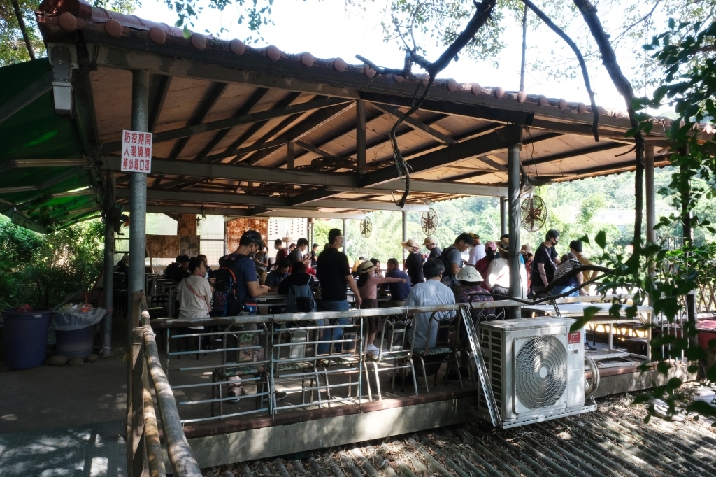 新竹新埔|味衛佳柿餅教育農園.秋天限定的三合院曬柿子,療癒又好拍的金色浪漫 @飛天璇的口袋 新竹新埔|味衛佳柿餅教育農園.秋天限定的三合院曬柿子,療癒又好拍的金色浪漫 @飛天璇的口袋