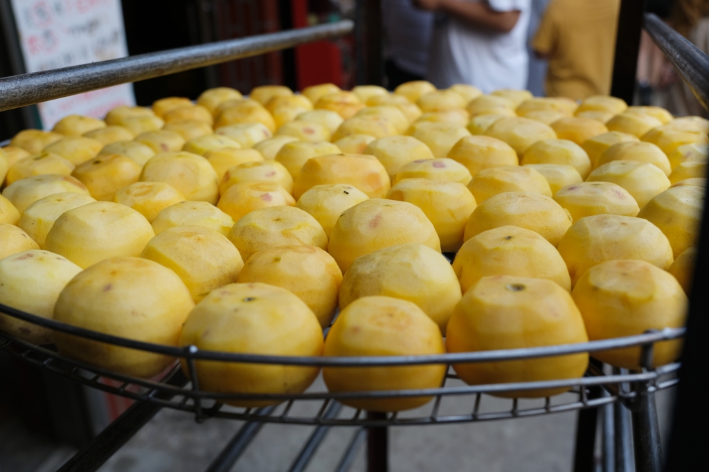 新竹新埔|味衛佳柿餅教育農園.秋天限定的三合院曬柿子,療癒又好拍的金色浪漫 @飛天璇的口袋 新竹新埔|味衛佳柿餅教育農園.秋天限定的三合院曬柿子,療癒又好拍的金色浪漫 @飛天璇的口袋