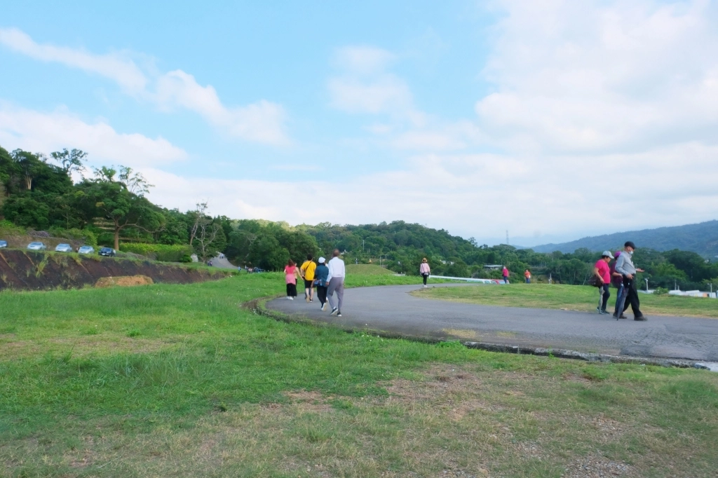 雲夢山丘｜假日限定！雲水觀、金之塔、溫泉足湯、自然生態，欣賞日本隈研吾大師的建築美學 @飛天璇的口袋