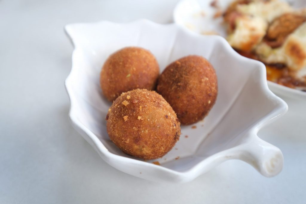 台中南屯|嘉香早餐店,在地20年的超人氣傳統早餐店,必點總匯蛋餅和炒麵 @飛天璇的口袋 台中南屯|嘉香早餐店,在地20年的超人氣傳統早餐店,必點總匯蛋餅和炒麵 @飛天璇的口袋