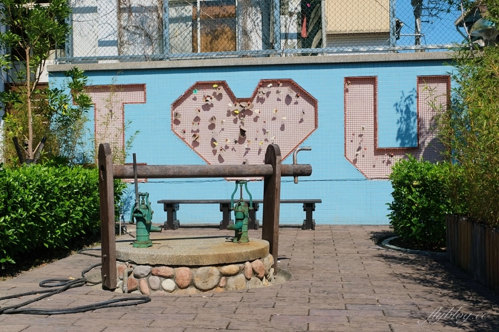 台中石岡｜石岡情人木橋．紫見石岡浪漫花漾園區，四大裝置藝術登場 @飛天璇的口袋