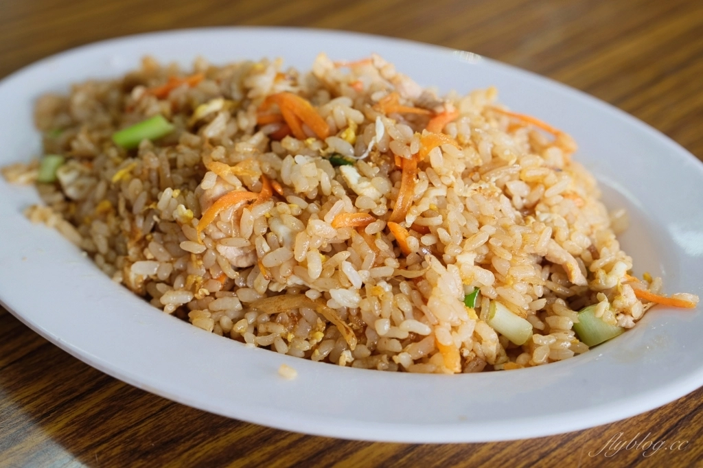 台中石岡｜土牛客家小吃．在地20年風味的客家料理，電視台也來採訪報導 @飛天璇的口袋