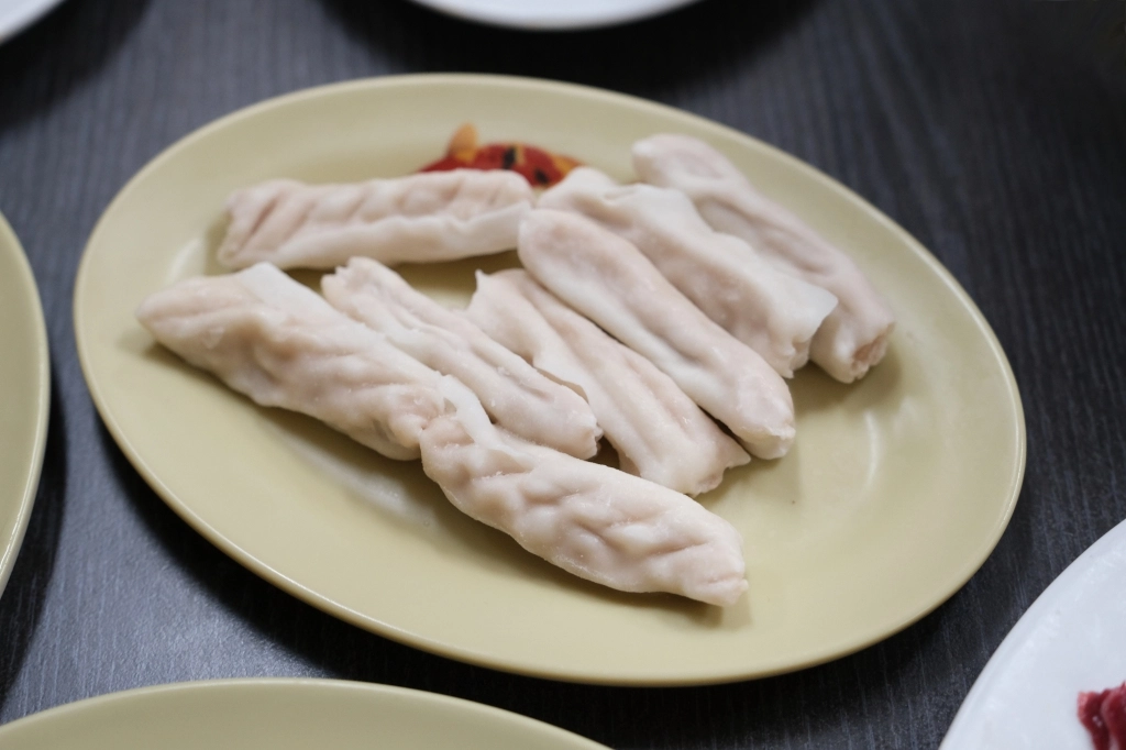 台南仁德｜輝哥牛肉爐．台南超人氣溫體牛肉鍋，食材新鮮價格實在 @飛天璇的口袋