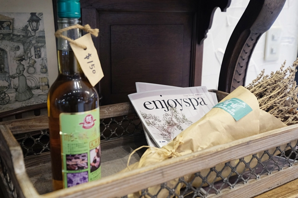 台中南屯｜演藝牛鍋｜師承嘉義名店東方葉牛肉鍋，擁有自家配合屠宰場的溫體牛演藝牛鍋 @飛天璇的口袋