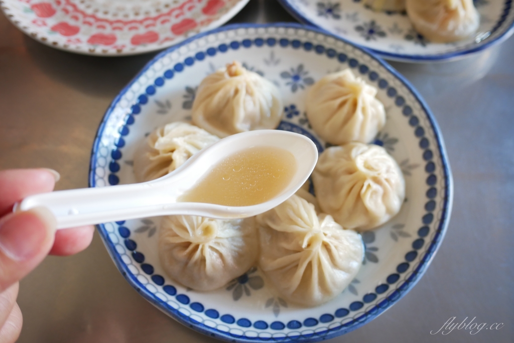 彰化秀水｜秀水湯包．早上4點半就營業的湯包，網友推崇秀水版鼎泰豐 @飛天璇的口袋