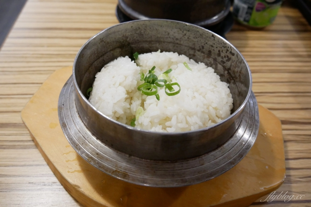 飯饌韓式料理餐廳｜韓式料理最經典的豆腐鍋、部隊鍋和海鮮煎餅都吃得到 @飛天璇的口袋