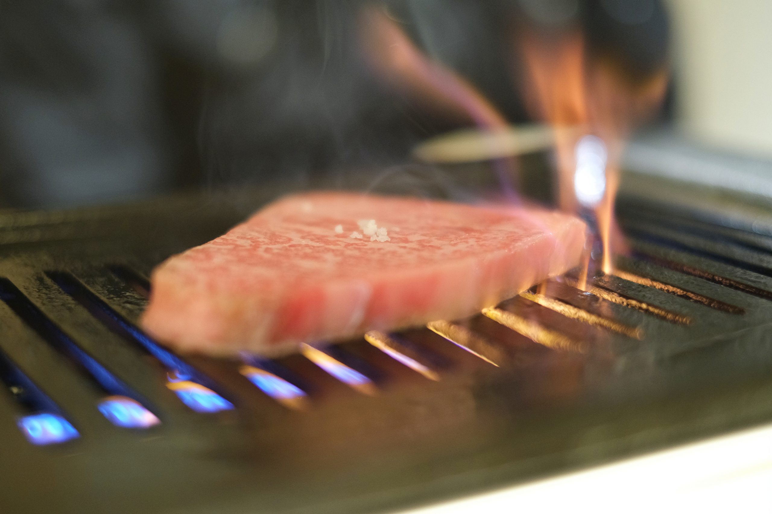 台中西區｜瓦牛肉舖．美術館綠園道巷裡的燒肉店，Google評價4.7顆星低調優質 @飛天璇的口袋