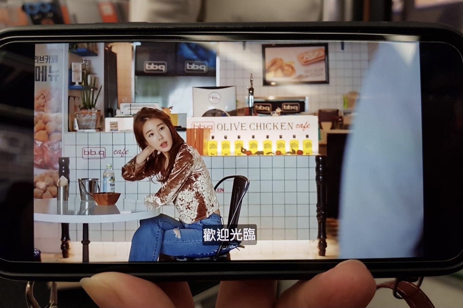 【台中西屯】bb.q CHICKEN~韓國連鎖炸雞第一品牌，韓劇鬼怪中的bbq炸雞店，台中大遠百12樓 @飛天璇的口袋