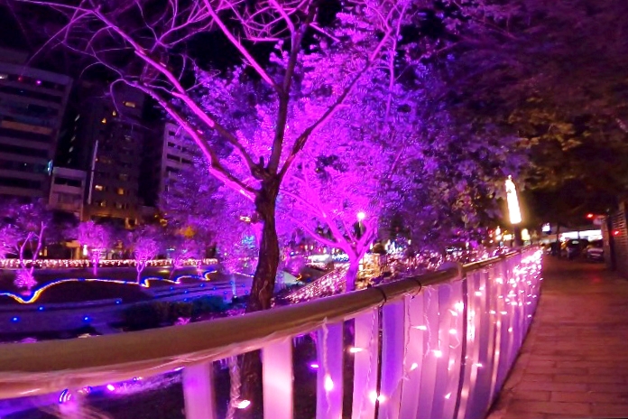 【台中中區】2021台中聖誕節~柳川藍帶水岸，台中好甜！2021柳川水岸聖誕節12/24開始點燈 @飛天璇的口袋