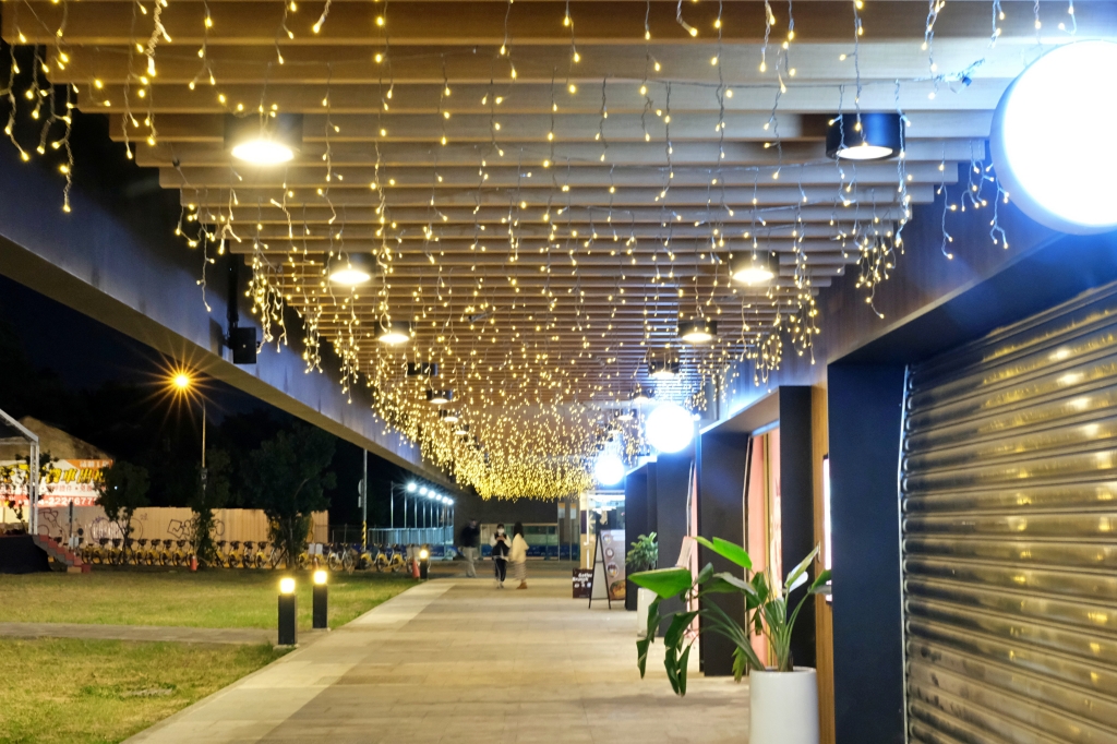 【台中中區】臺中驛鐵道文化園區~2021聖誕樹登場了，臺中驛遊冬日祭12/4~2/6 @飛天璇的口袋