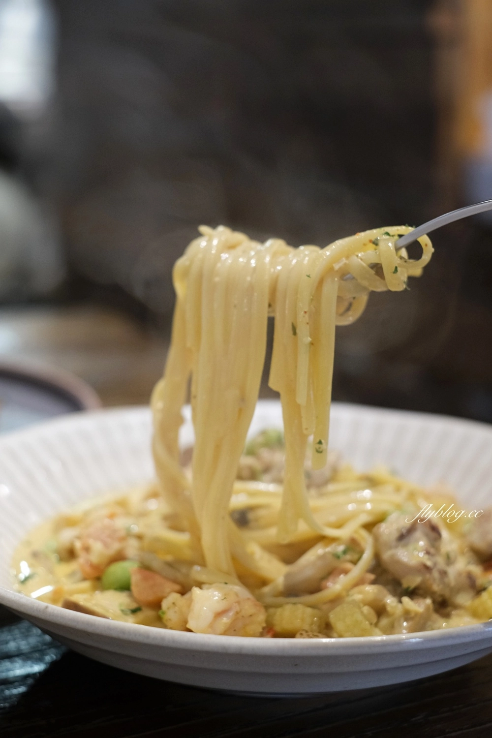 台中西區｜吃。東西．只營業到晚上6點，運氣好才吃得到的台中義大利麵 @飛天璇的口袋