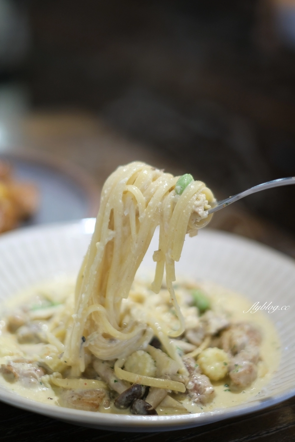 台中西區｜吃。東西．只營業到晚上6點，運氣好才吃得到的台中義大利麵 @飛天璇的口袋