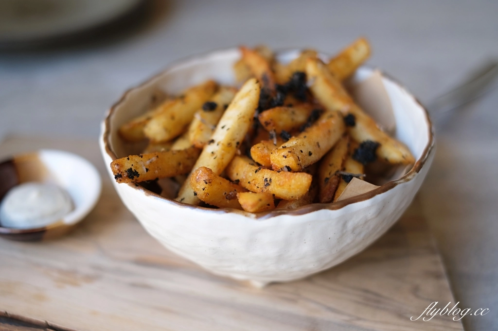 Soil 禾壤餐酒館|本事空間製作台中又一力作禾壤,主廚曾待過鹽之華等知名餐廳 @飛天璇的口袋 Soil 禾壤餐酒館|本事空間製作台中又一力作禾壤,主廚曾待過鹽之華等知名餐廳 @飛天璇的口袋