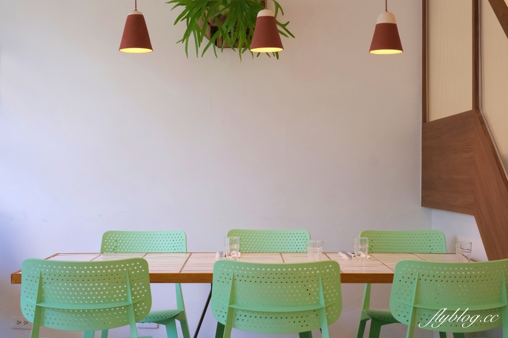 台中西區｜Oink Oink 小豬先生．美味又舒適的小餐館，台中美術館周邊美食推薦 @飛天璇的口袋